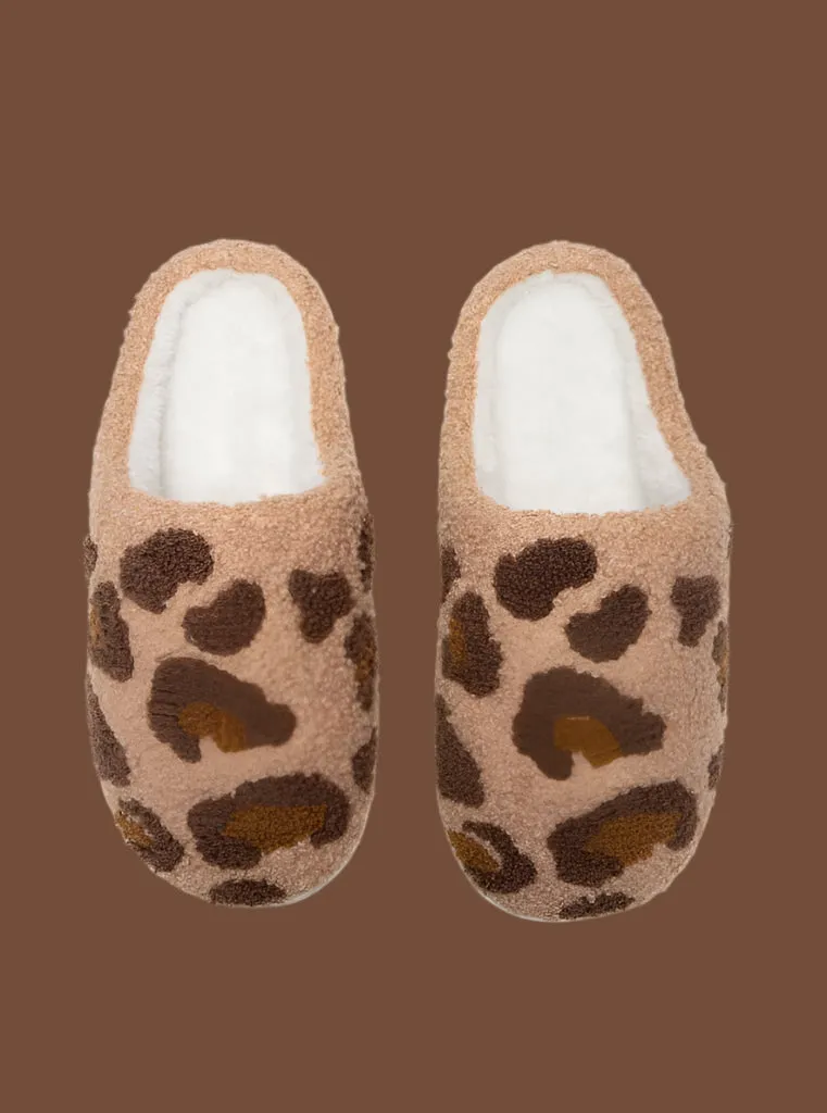Living Royal - Indoor / Outdoor Slippers - Leopard Print - Brown